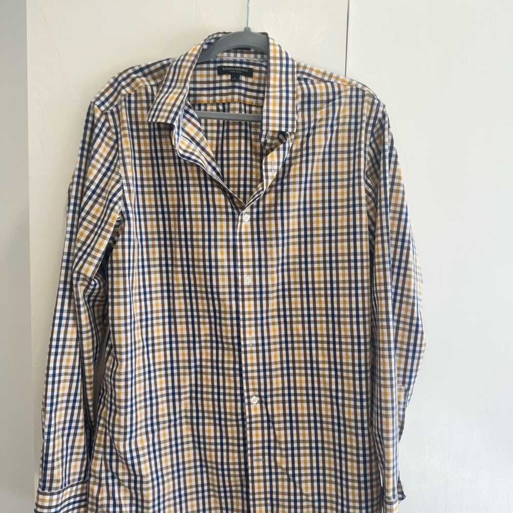 Banana Republic Blue and Yellow Casual Button Down Shirt